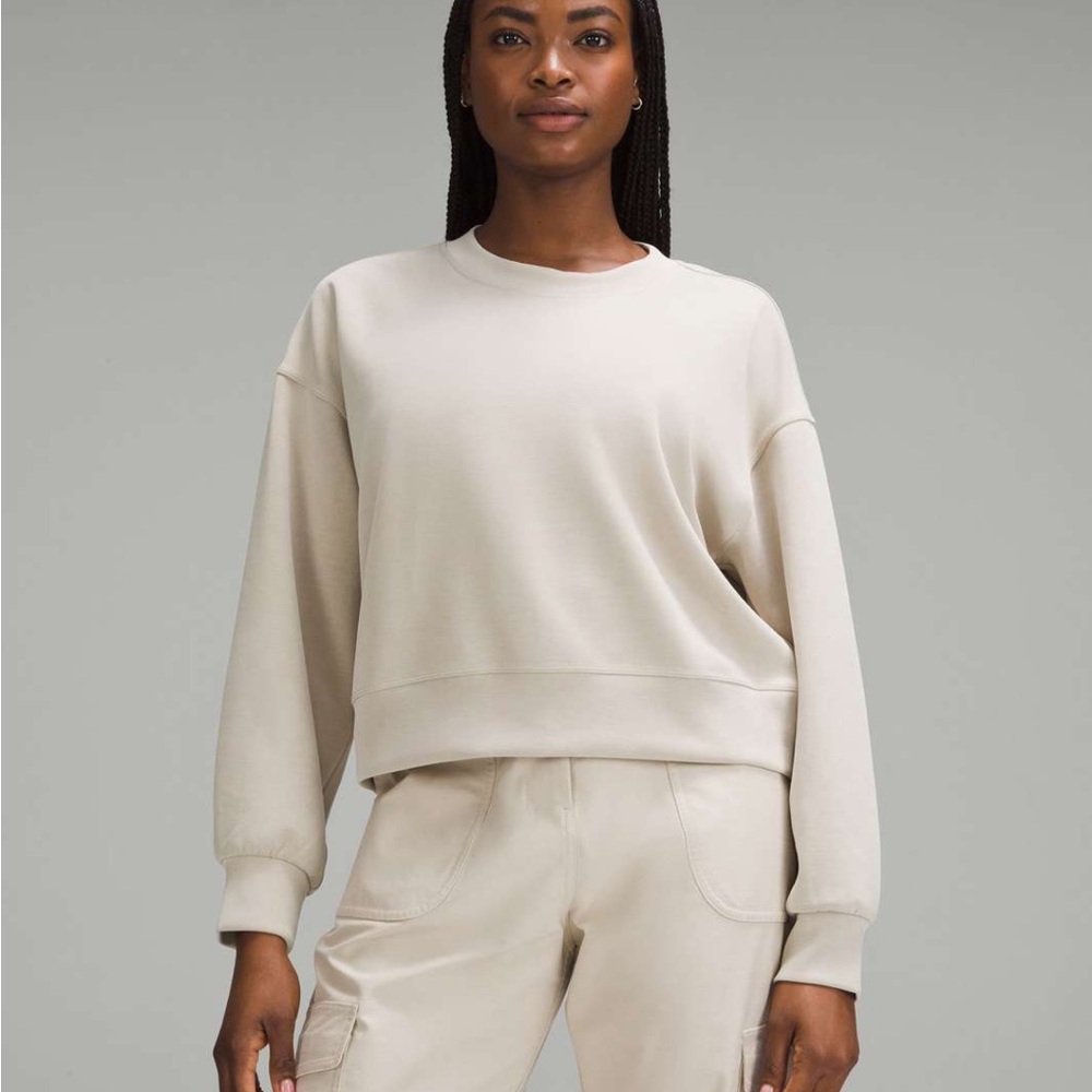 lululemon athletica softstream Cream Sweatshirt. Set available